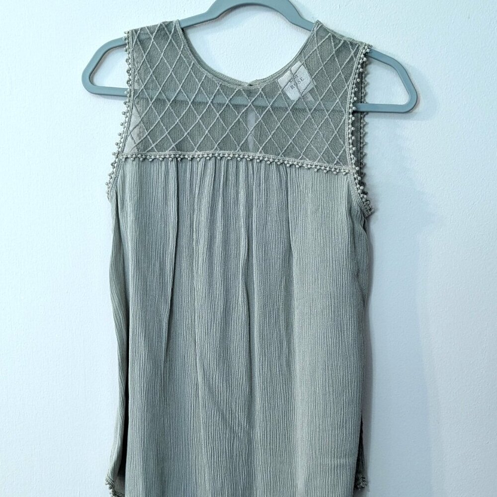 Knox Rose Women's Pale Sage Green Gauzy Sleeveless Top. Size XS.